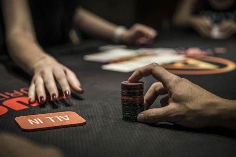A Casa De Poker Resumo Do Enredo