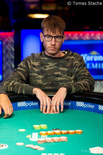 Bastian Hagenbeuk Poker