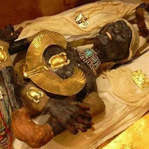 Black Mummy Betsul