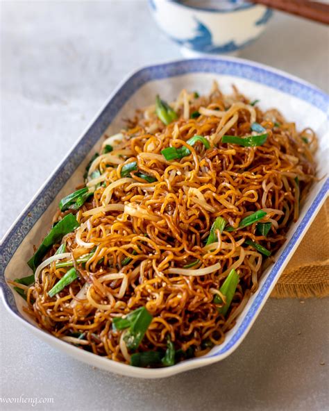 Cantonese Fried Noodles Bet365