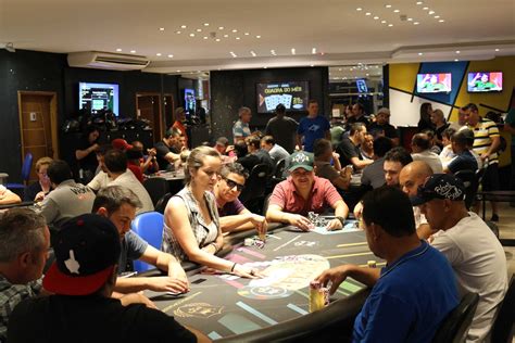 Cwb Clube De Poker Balneario