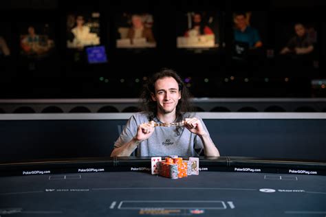 Dvash9 Poker