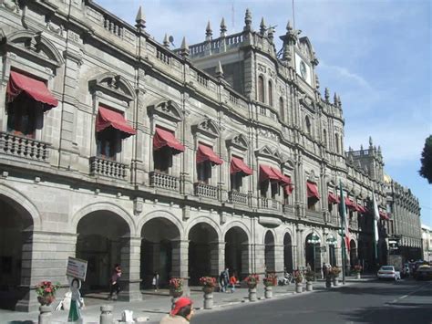 Empleo De Cassino De Palacio De Puebla