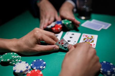 Instrucciones Para Jugar Al Poker De Mesa