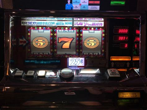 Livre De 3 Reel Slot Machines