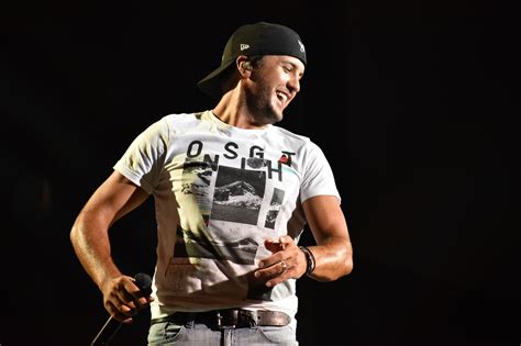 Luke Bryan Hollywood Casino Amp