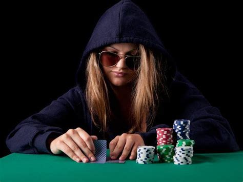 Manter Uma Cara De Poker Significado