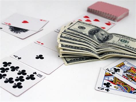 Mit Pokern Im Internet Geld Verdienen