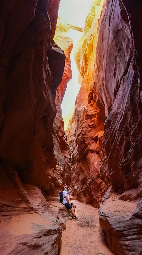 Moabe Slot Canyons