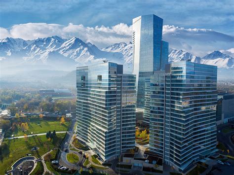 Montanhas Alma Casino Almaty