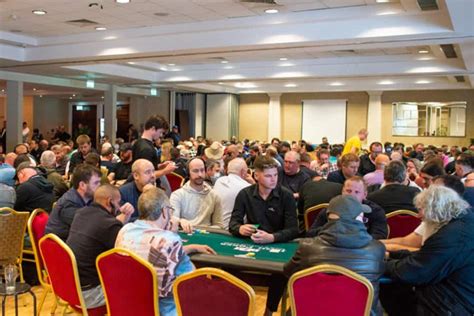 O Irish Poker Tour