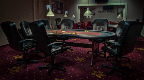 Pessoal Da Sala De Poker