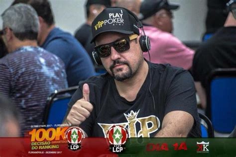 Pioneiro Do Poker