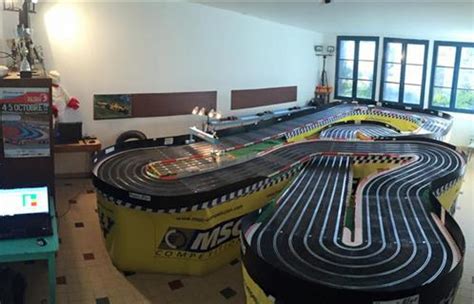 Slot Racing Six Fours